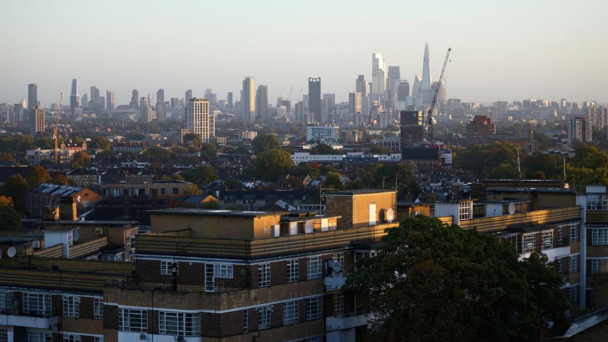 İngiltere'den vize uyarısı: Yabancı öğrenciler sınır dışı edilecek