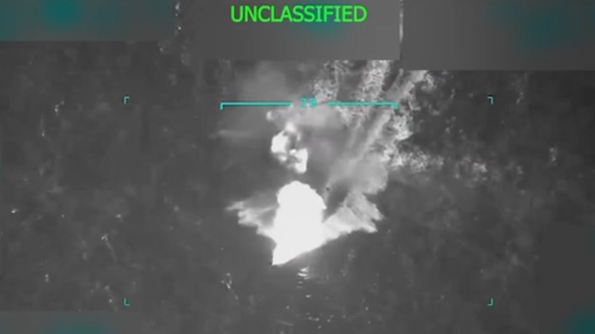 ABD, Karayipler’de uyuşturucu teknesine saldırdı: 11 ölü