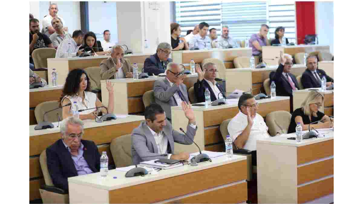 Meclisten karar çıktı: O ilçemizde konferans ve düğün salonlarının kullanım ücretleri indirim kapsamına alındı