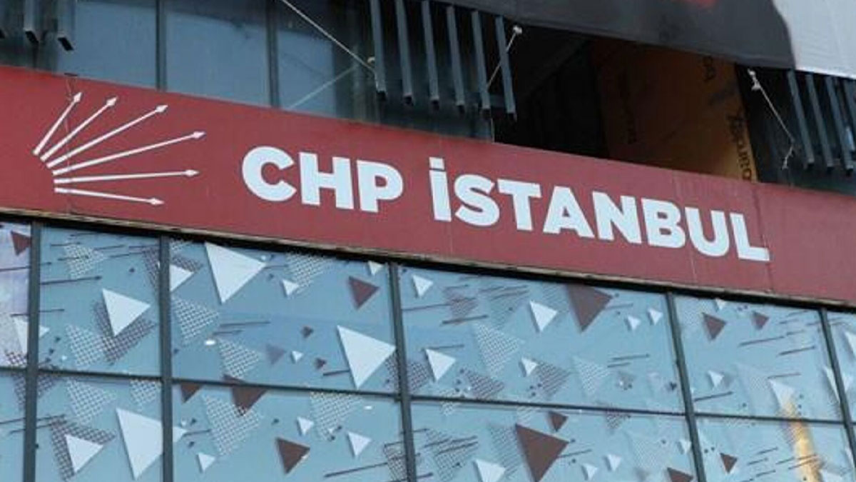 CHP İstanbul İl Delegeleri'nden 'olağanüstü kongre' talebi