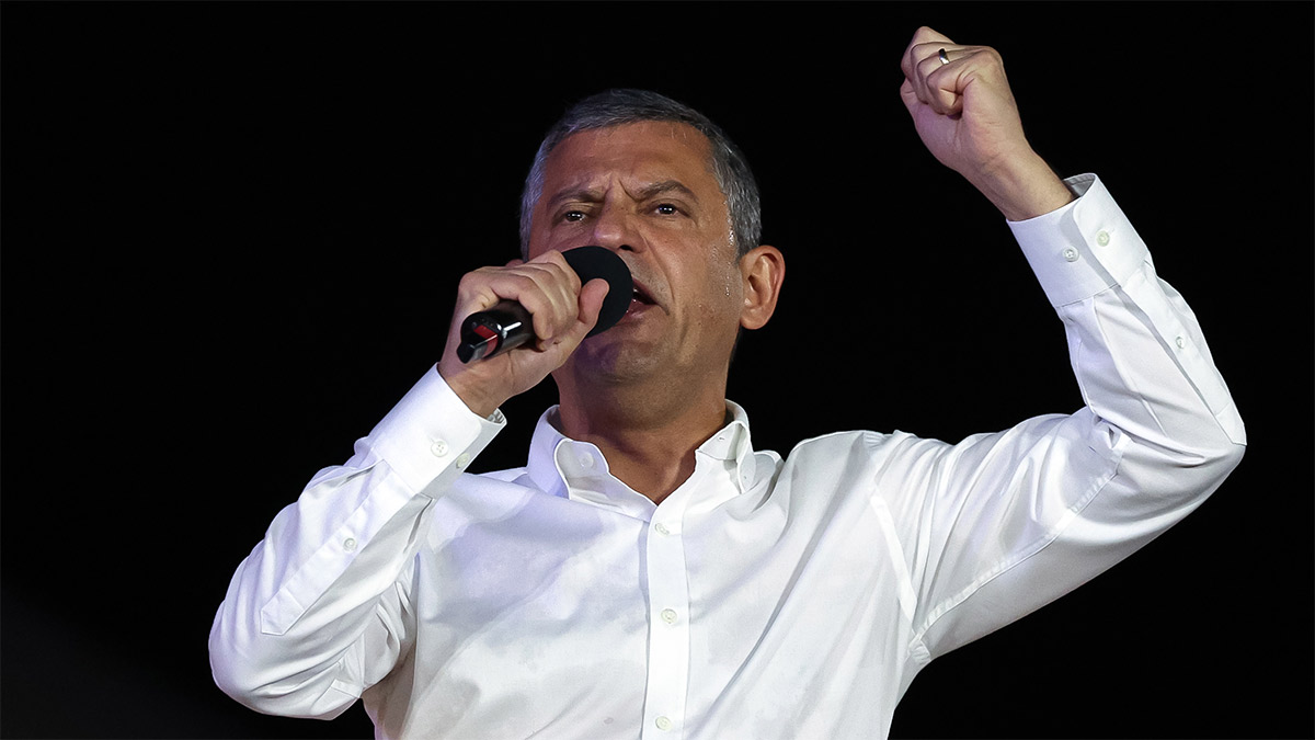 Özel’den kayyum ataması için ‘rezerv’ iddiası: Mehmet Şimşek’in açıklamasıyla bu kötülüğe giriştiler