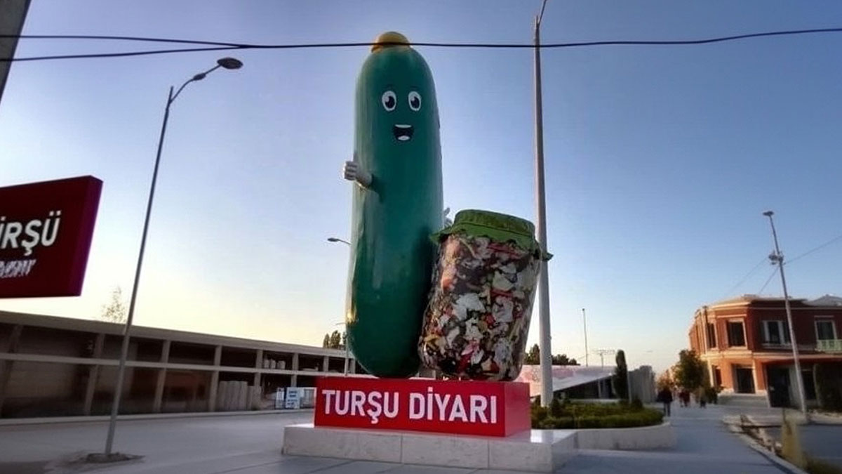 Çubuk'ta işler 'turşuya' bağladı! İlçenin yeni simgesi sosyal medyayı salladı