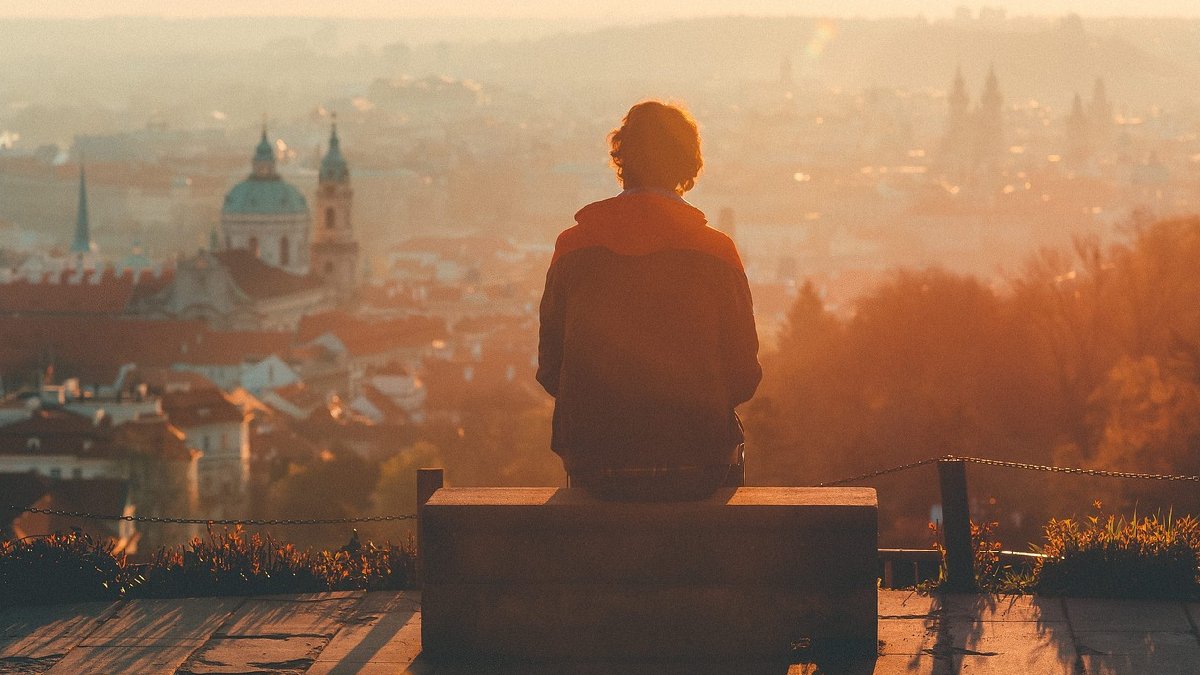 Bilim insanları uyardı: Yalnızlığın hem sağlığı hem de bütçeyi yıprattığı ortaya çıktı