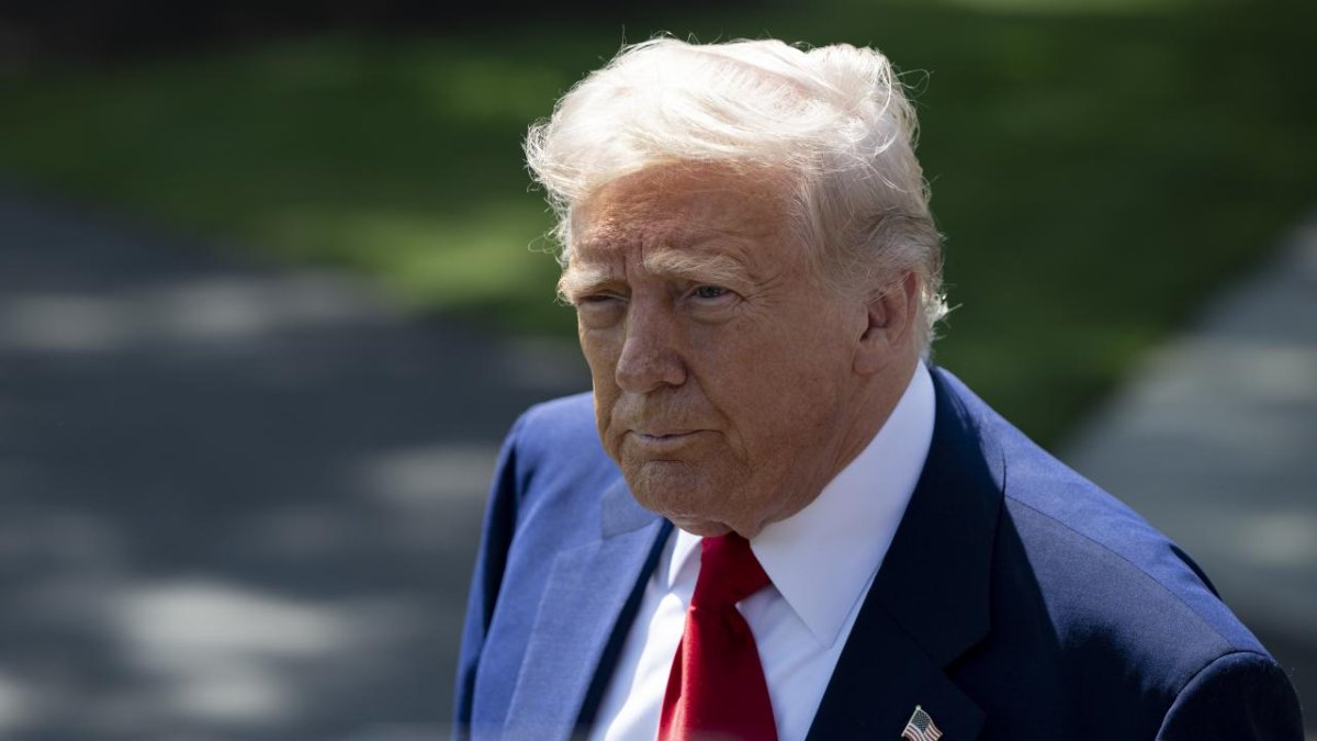 Trump’tan Fed’e uyarı: Faizleri hemen indirin