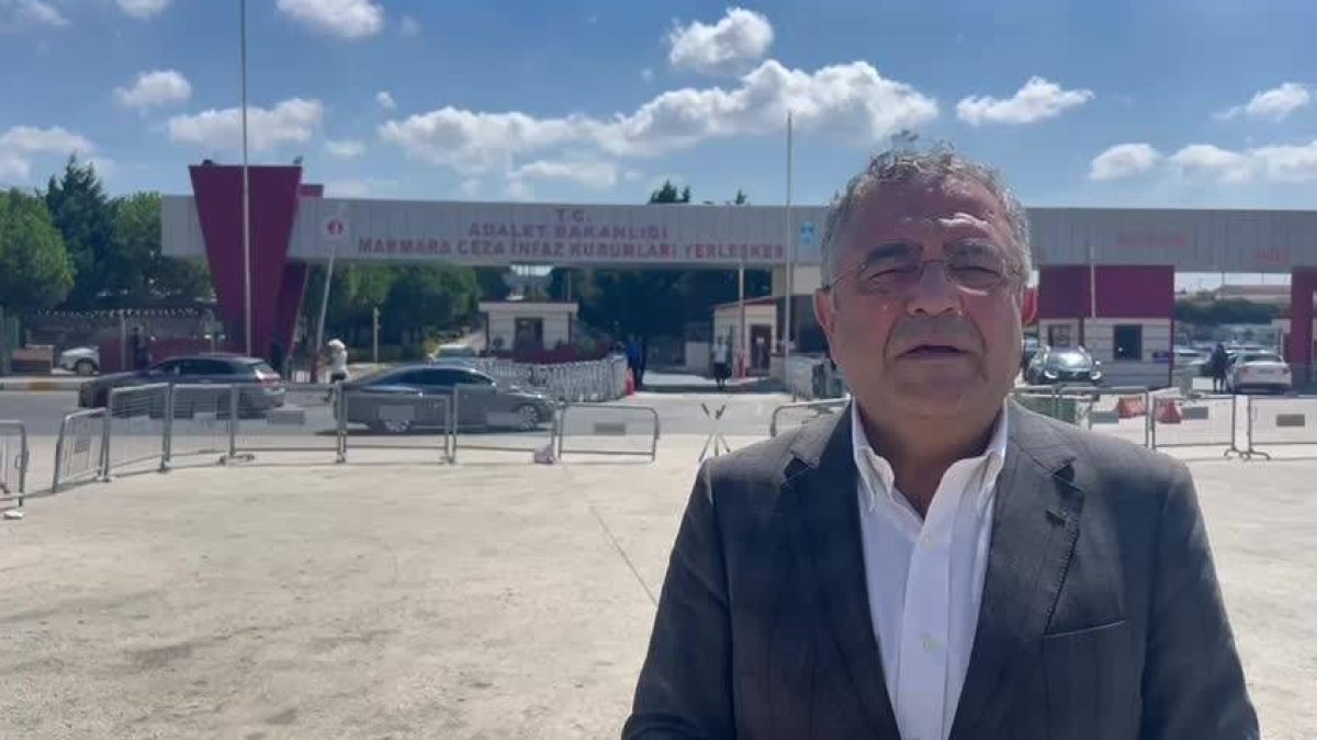 Sezgin Tanrıkulu'ndan İmamoğlu ve Karalar'a ziyaret: Türkiye’de fiilen çok partili siyasi hayat bitmiştir