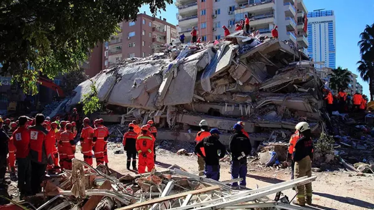 Reyyan apartmanı davasında kamu görevlilerine dava