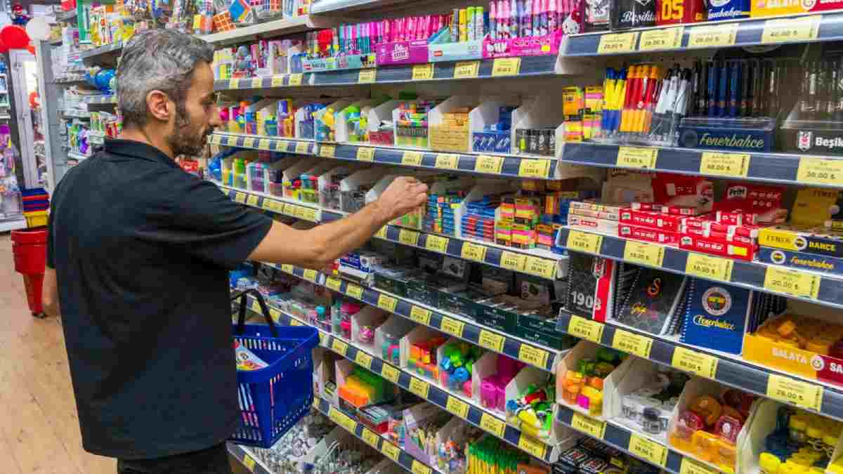 Büyükşehir’den öğrencilere 48 milyonluk kırtasiye desteği