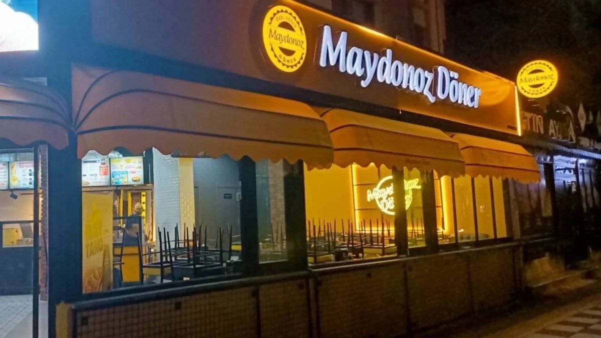 Kayyum atanmıştı: 390 şubeli Maydonoz Döner 2 milyar 801 milyona satışa çıkarıldı