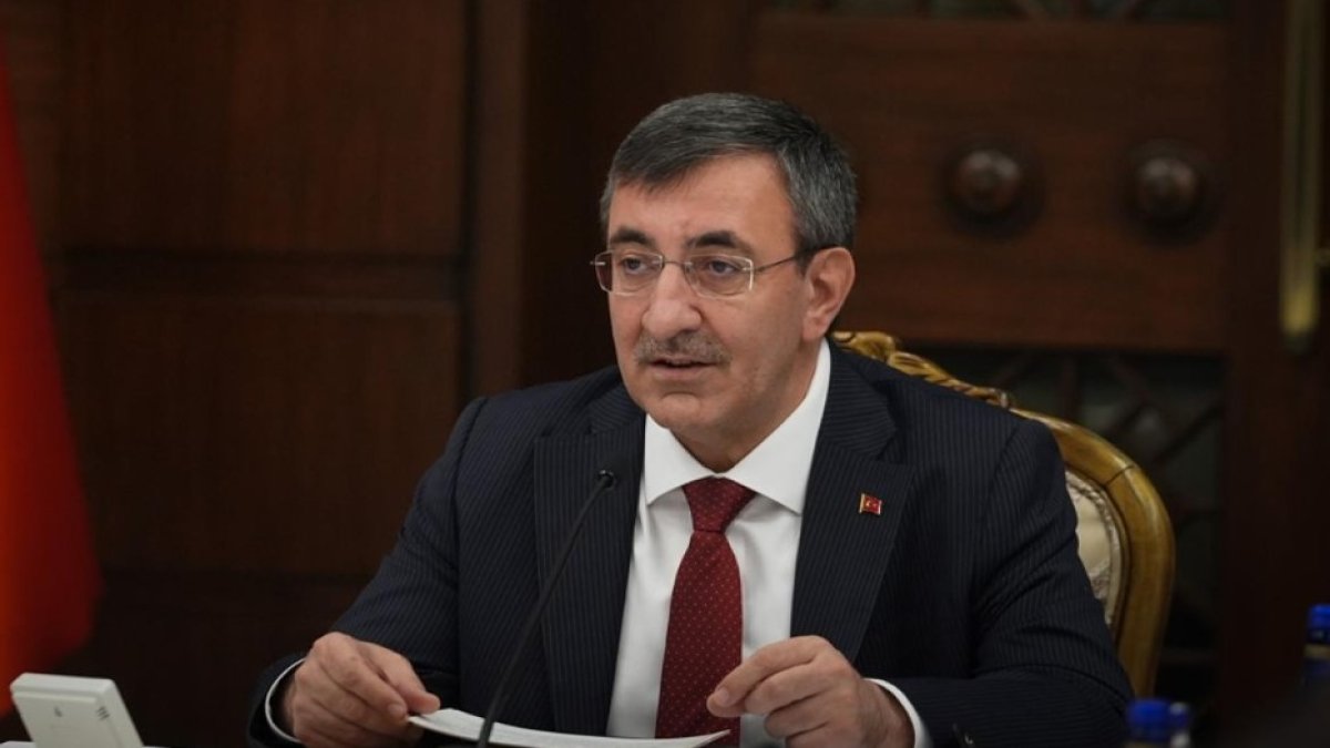 Cevdet Yılmaz'dan kamu yönetimi mesajı: Hedef, vatandaş memnuniyeti