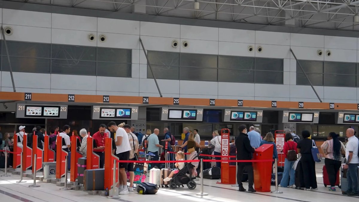 Uraloğlu: Ağustosta her 2 yolcudan biri İstanbul’dan uçtu