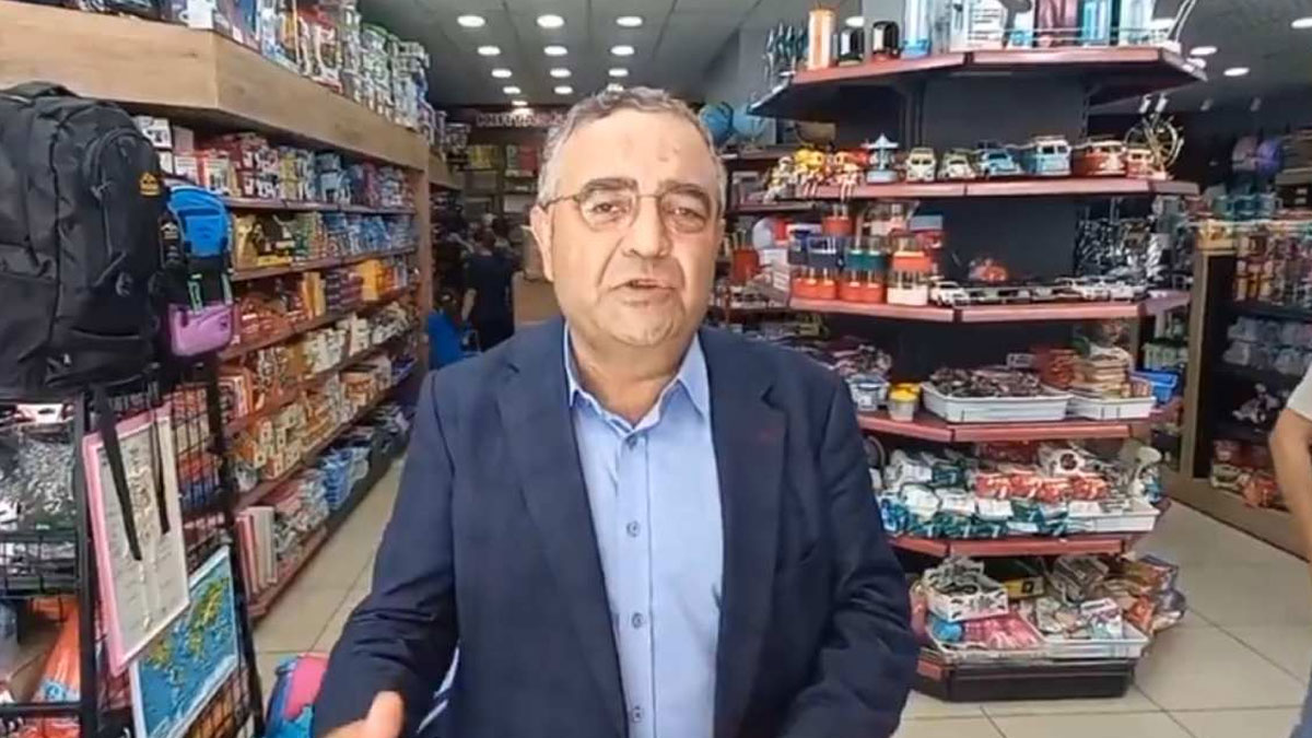 Sezgin Tanrıkulu'ndan kırtasiye fiyatlarına tepki: Vatandaş bu fiyatları nasıl karşılayacak?