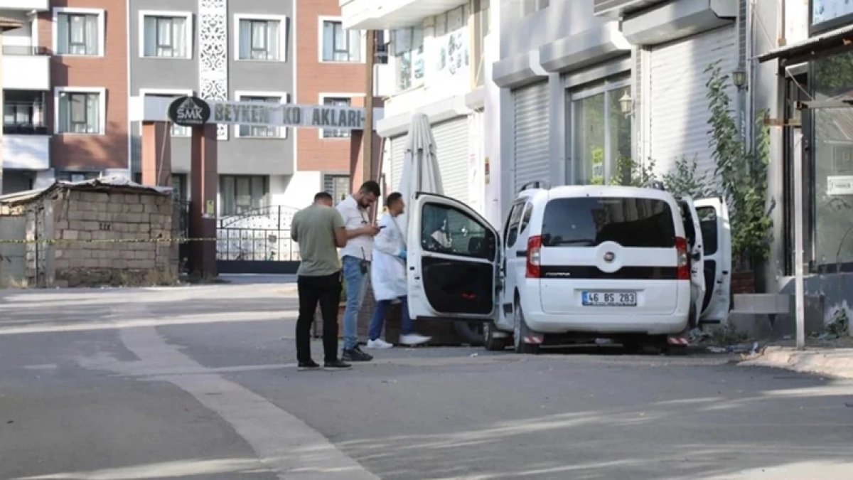 Van’da şok eden cinayet: Kafe sahibi 2 kardeş, silahlı saldırıda öldü