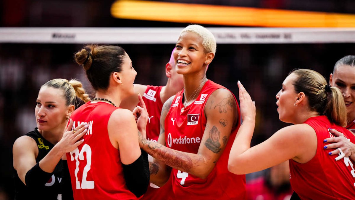 Kadınlar Dünya Voleybol Şampiyonası’nda final zamanı: A Milli Kadın Voleybol Takımı şampiyonluk için parkeye çıkıyor