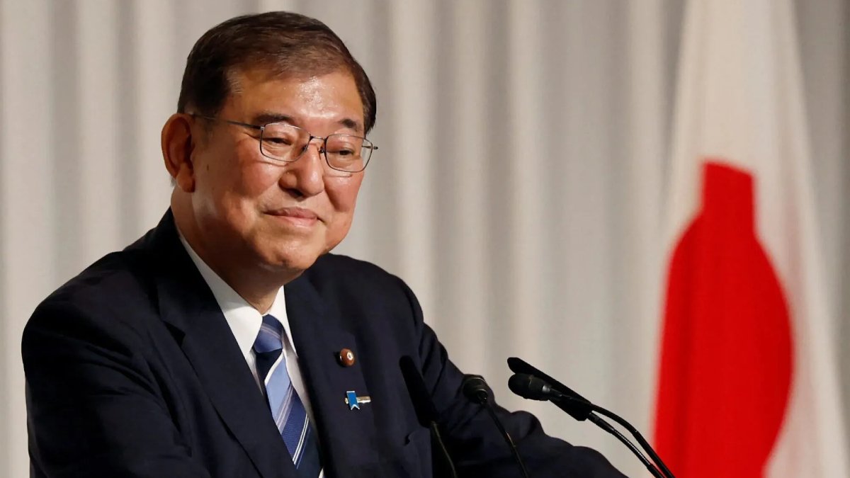 Japonya Başbakanı Şigeru, görevinden istifa ediyor