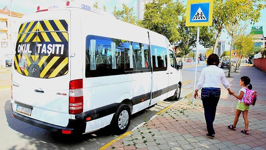 Okullar yarın açılıyor, İstanbul'da fiyatlar belirsiz: Servis ücretleri için henüz zamlı tarife yok