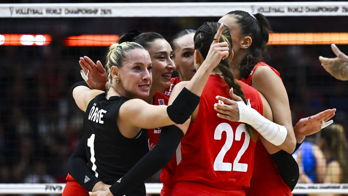 A Milli Kadın Voleybol Takımı dünya ikincisi oldu