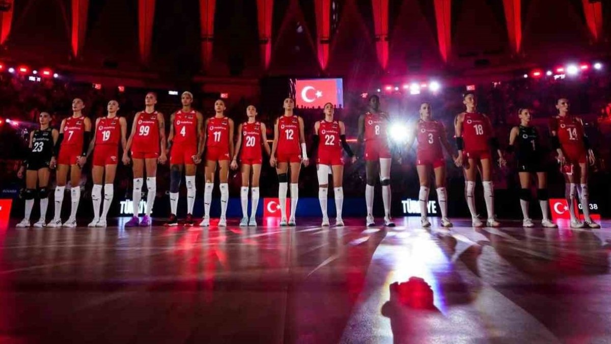 Vodafone'dan dünya ikincisi Filenin Sultanları'na kutlama