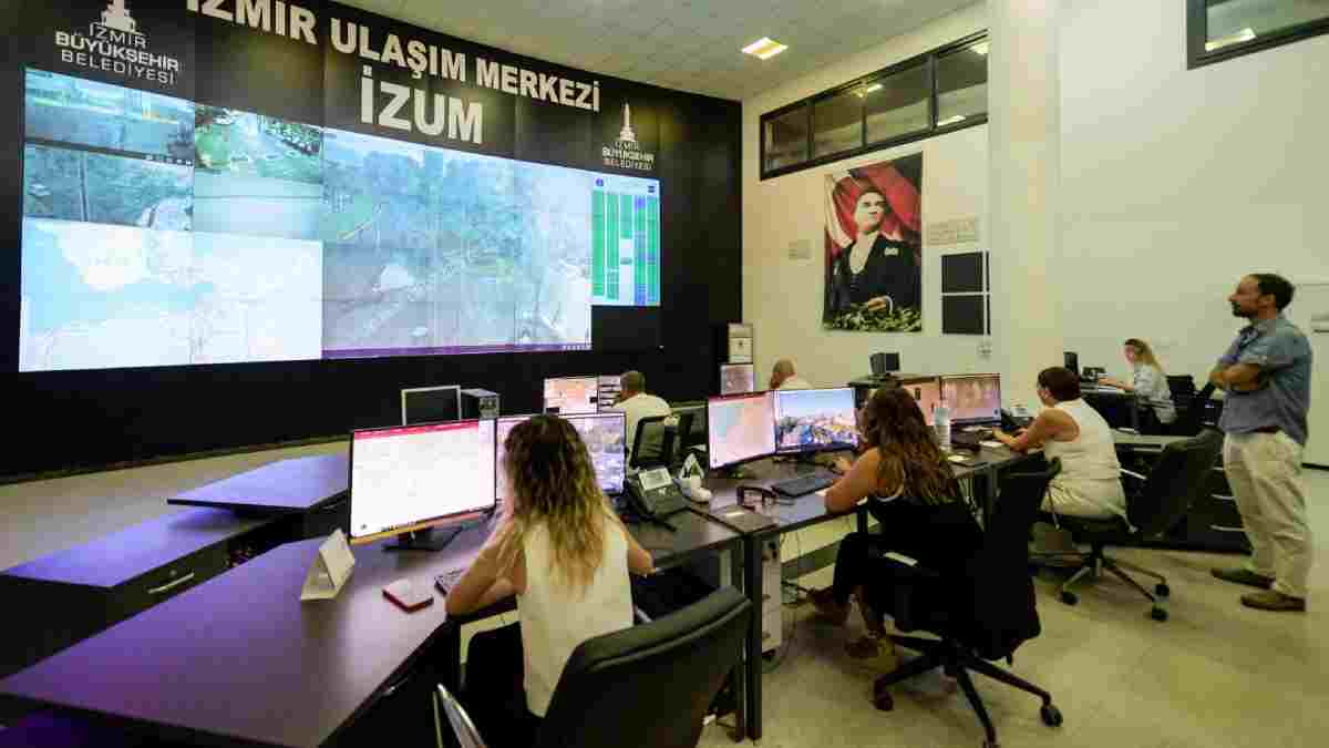 İzmir trafiği “İZUM”un radarında