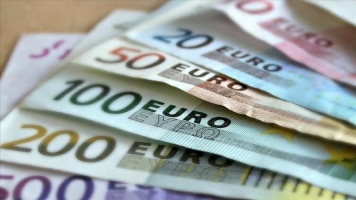 Euro yeniden zirveye oynuyor