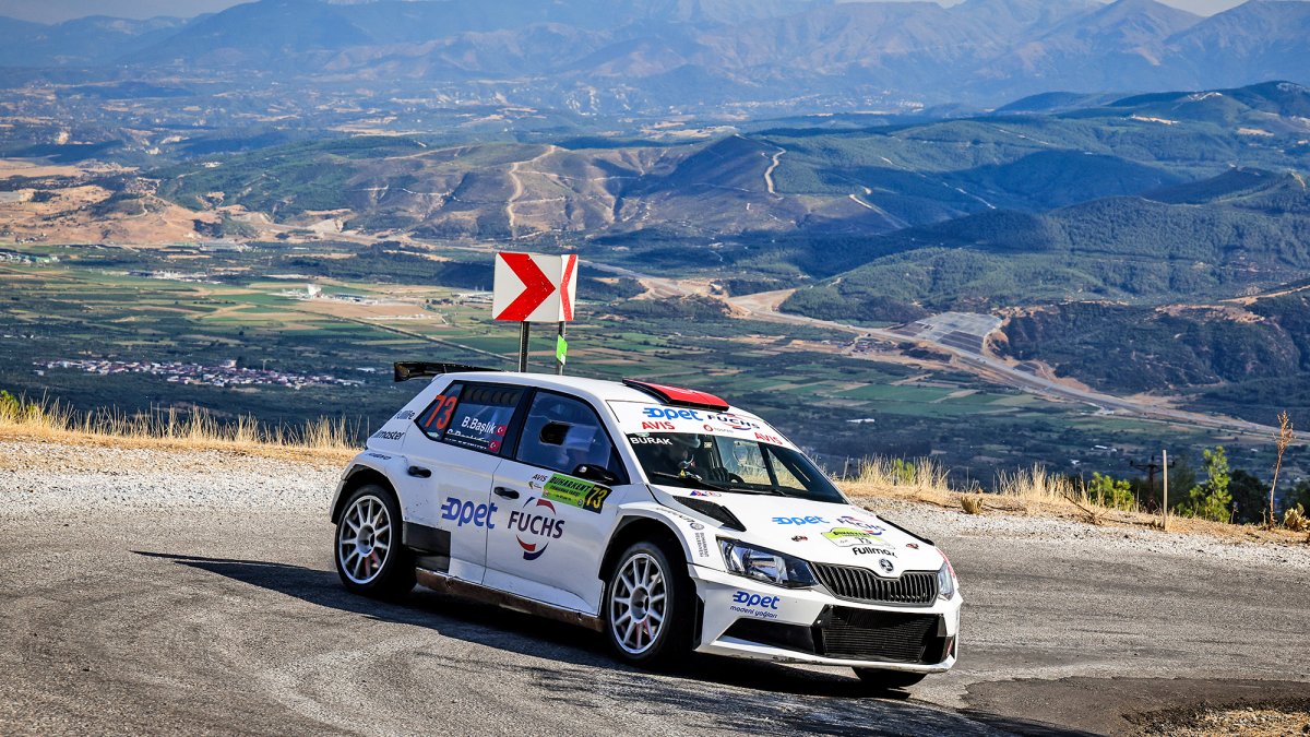 AVIS Tırmanma Şampiyonası'nda baba-oğul kapışması nefes kesti!