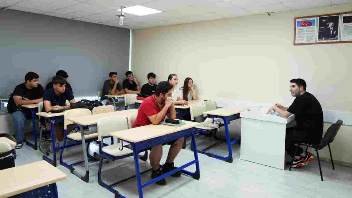 Konyaaltı Etüt Merkezi’nde dersbaşı yapıldı