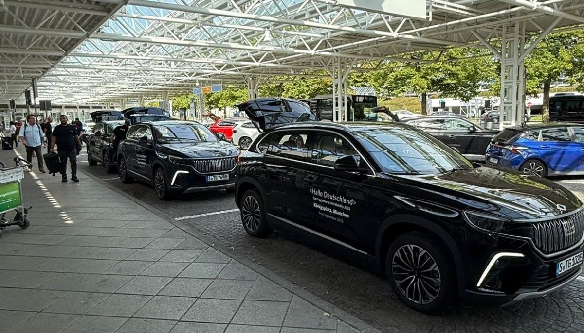 Almanya'da büyük sürpriz: Togglar Münih Havalimanı'nda işe başladı