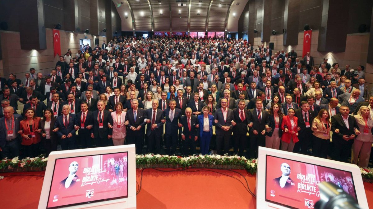CHP, kurultay davasını 81 il başkanı ile takip edecek