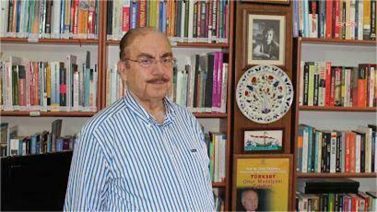 Eski Bakan Agah Oktay Güner hayatını kaybetti