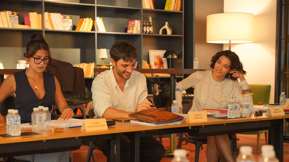 İlhan Şen, Aybüke Pusat ve Biran Damla Yılmaz'ı buluşturan "Halef" dizisinin yayın tarihi belli oldu!