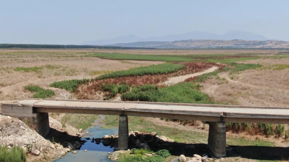 İzmir'de su kesintileri 2 günde bire çıkıyor