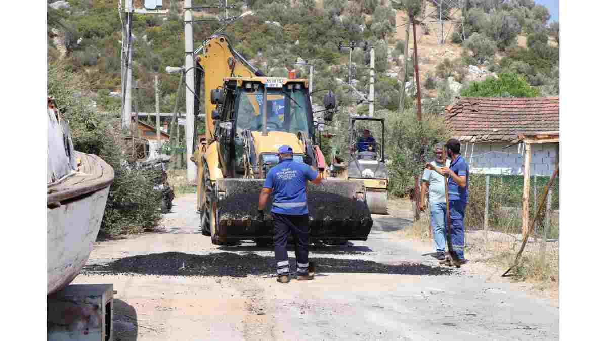 İZBETON’un asfalt çalışmaları tam gaz