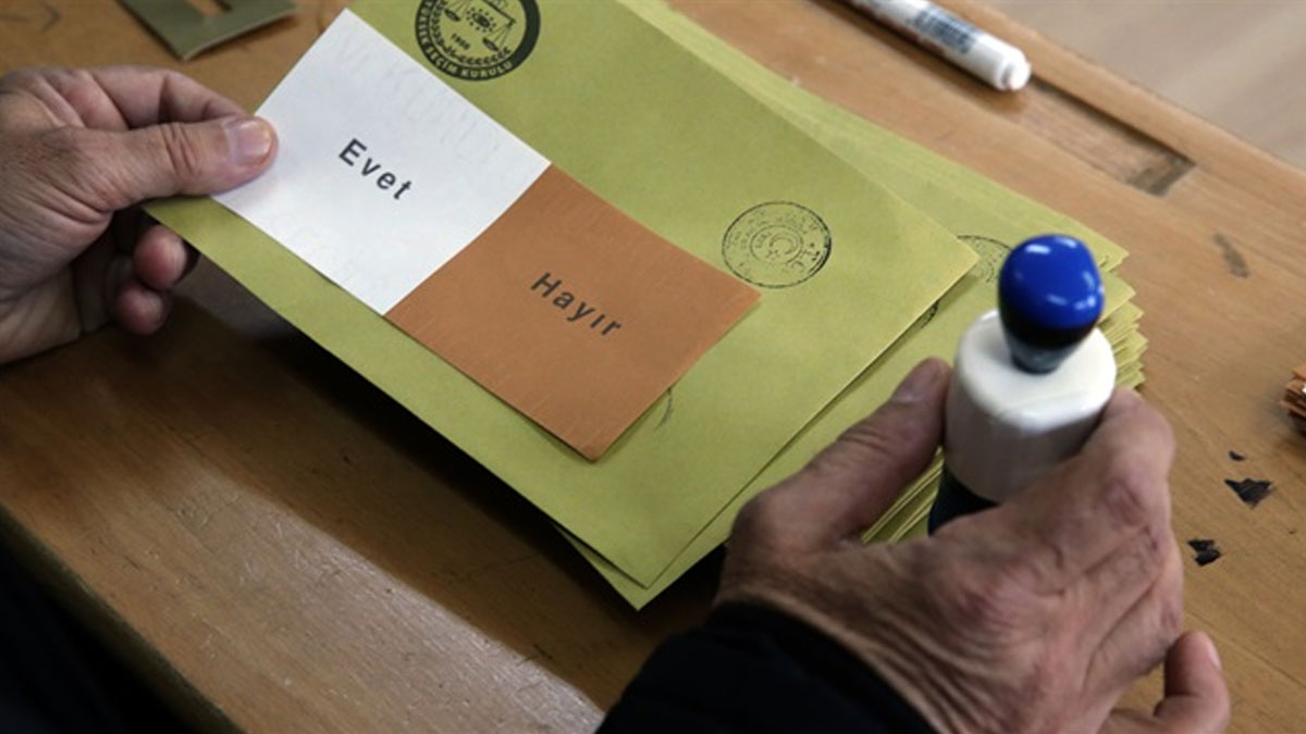 İYİ Parti’den mühürsüz zarf hamlesi: 2017 referandumu yargıya taşınıyor