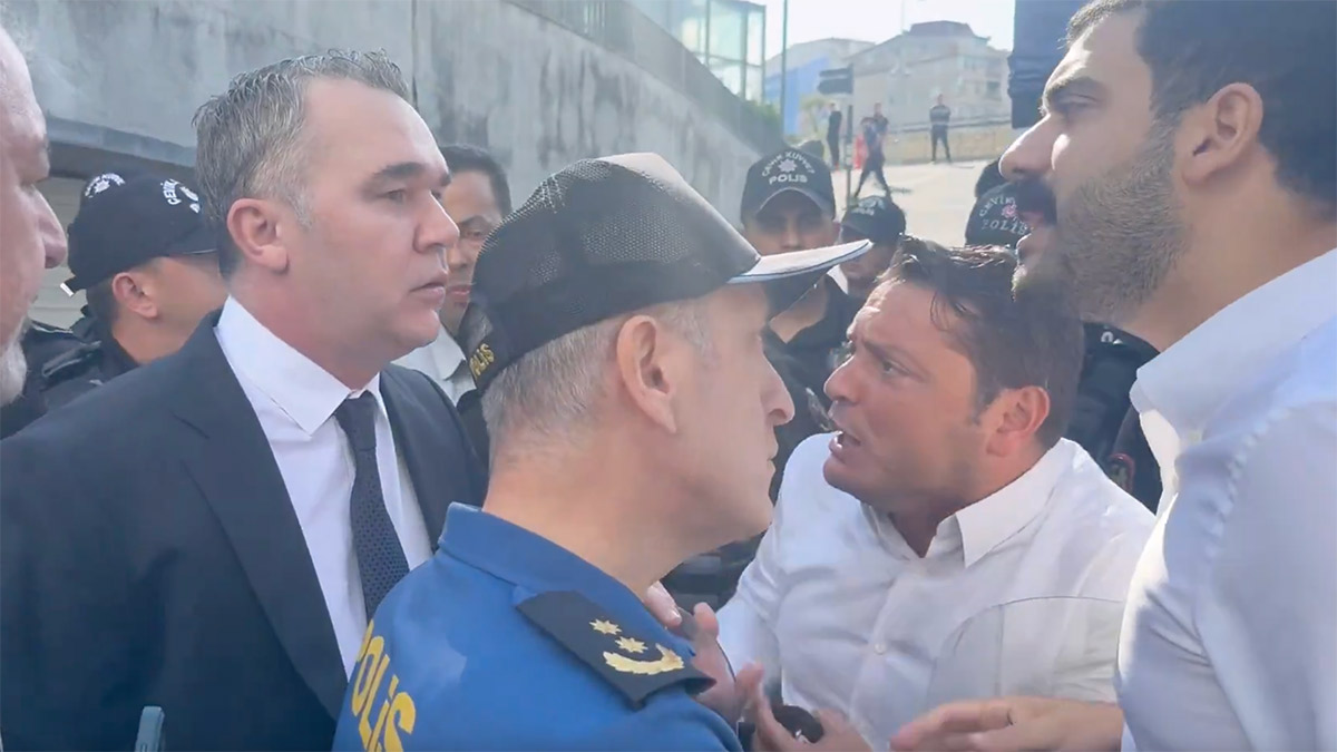 İl binasına girişleri yasaklayan emniyet müdüründen CHP'li vekillere: Talimatı ben verdim