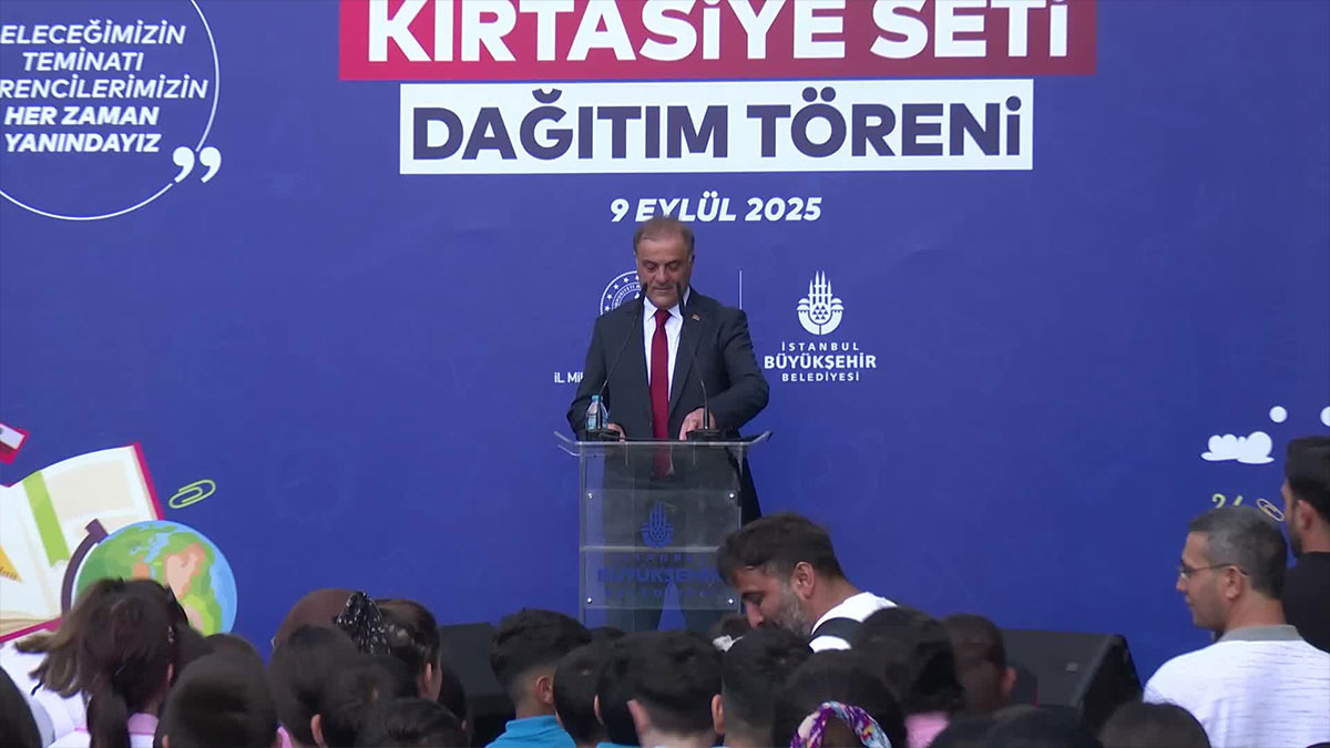 İBB, 45 bin öğrenciye kırtasiye seti dağıtımına başladı