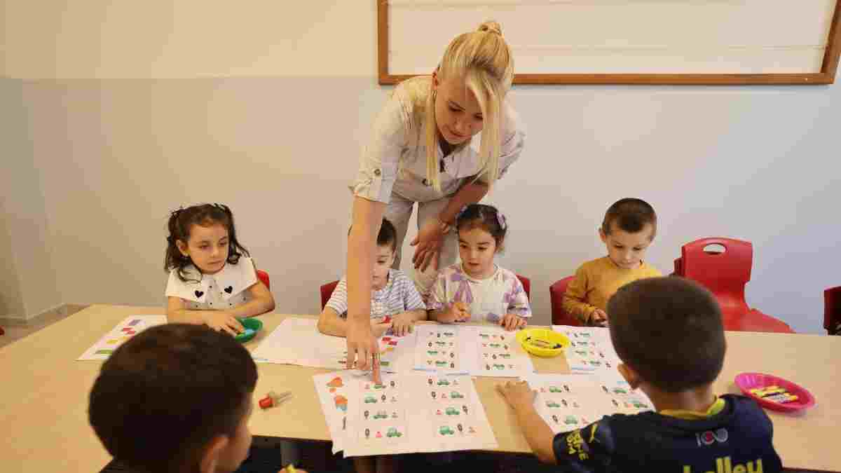 Başkan Doğan kreşlerde öğrencilerin heyecanına ortak oldu