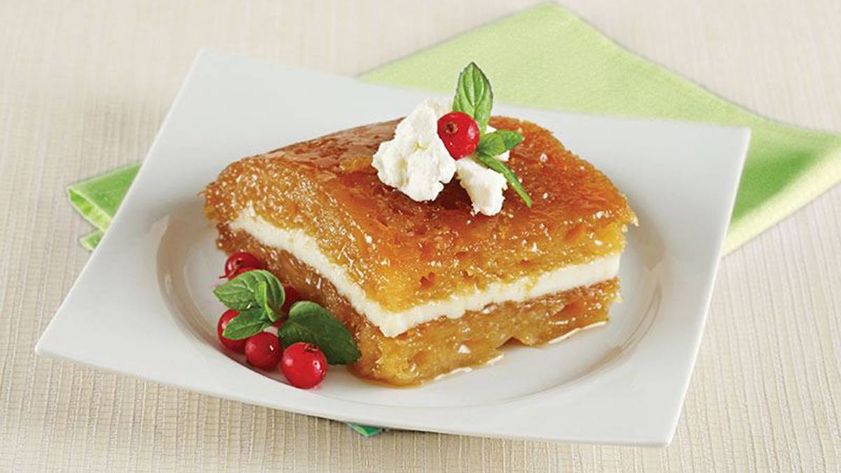 Osmanlı saraylarından gelen lezzet: Kaymaklı ekmek kadayıfı nasıl yapılır?