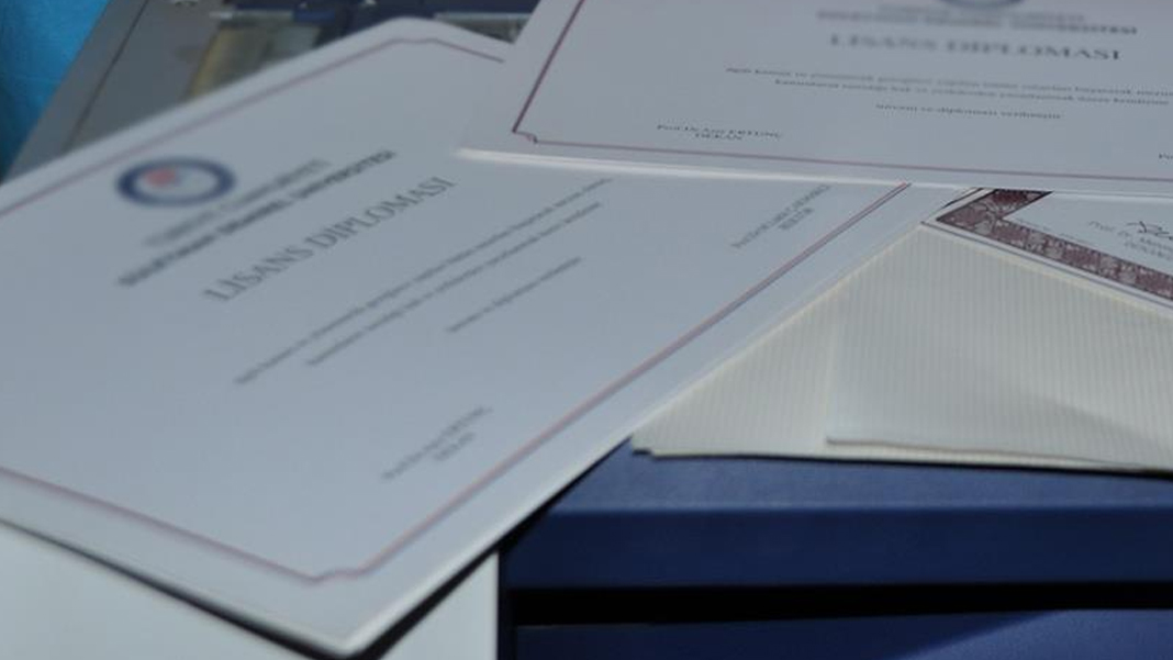 Ankara'daki dava öncesi İstanbul'da 'rüşvet' operasyonu: Parayla profesörlük, rüşvetle karot raporu verdiler