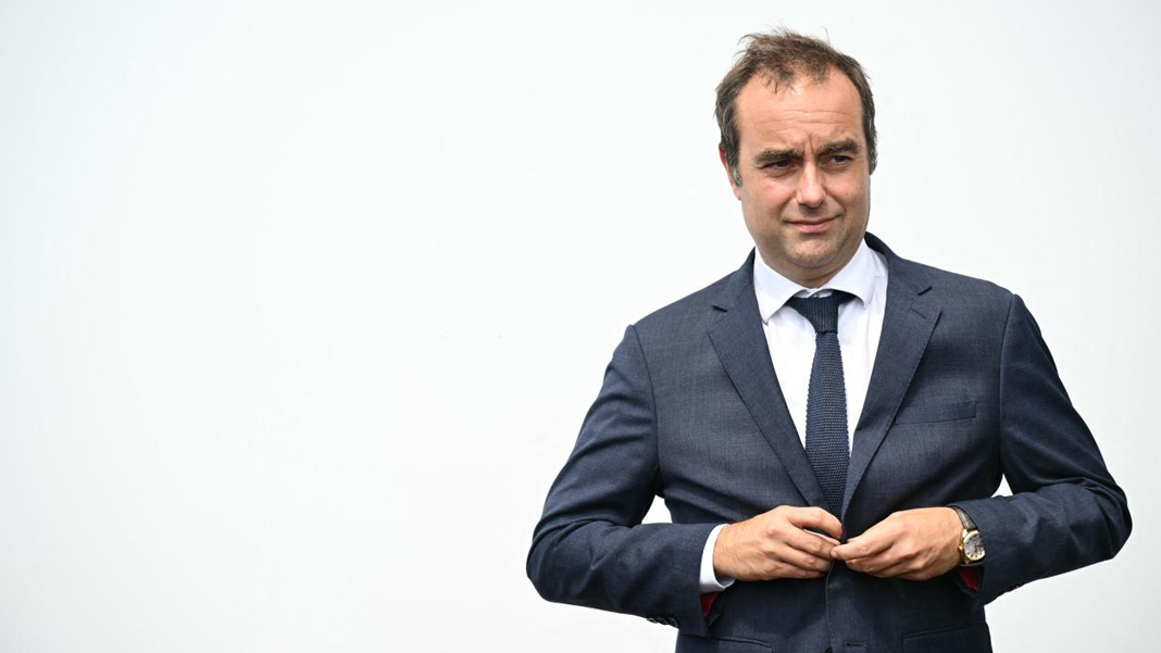 Fransa'da yeni Başbakan Lecornu göreve başladı