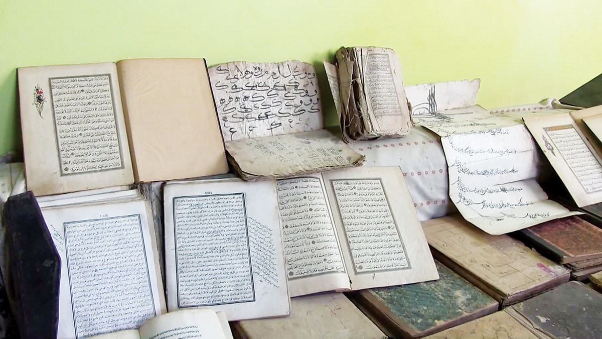 Evdeki kitaba el uzatan kanuna tepkiler sürüyor: Bu yönetmelik iptal edilsin