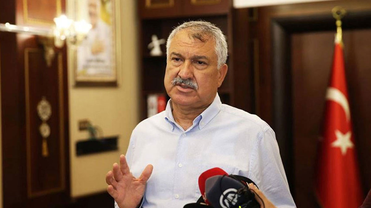 Zeydan Karalar iki avukatını azletti