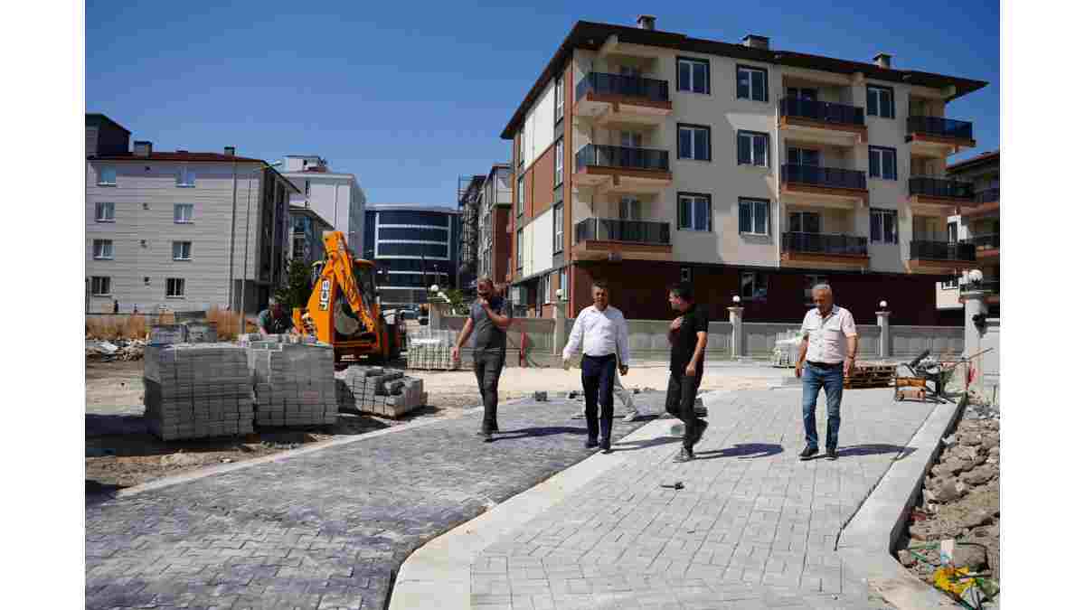 Çorlu’da kilit taşı ve kaldırım çalışmaları hız kesmiyor