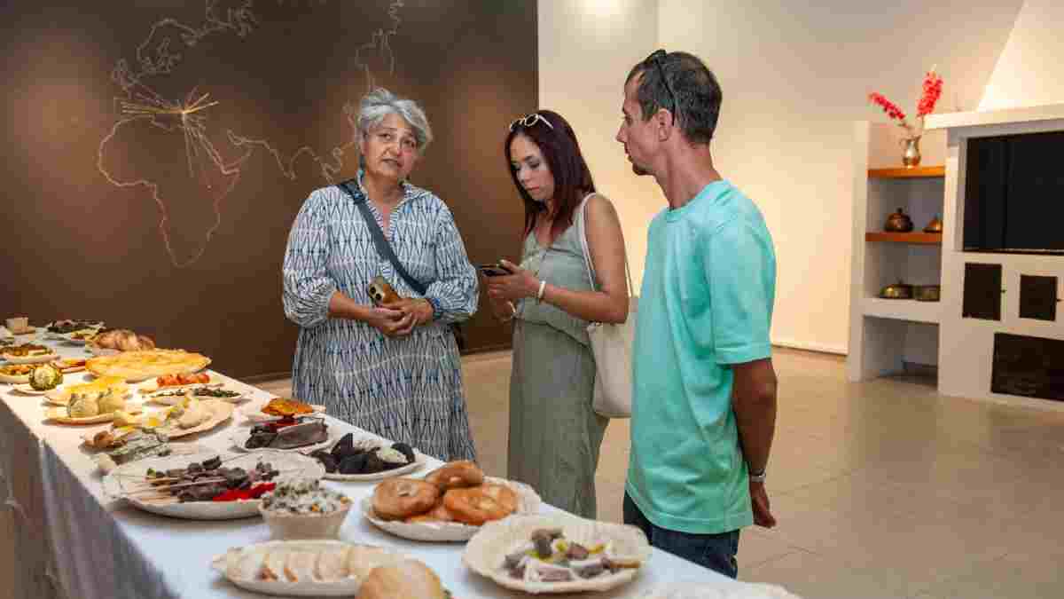 ‘İzmir Sofrası’ sergisi Cordelion MSM’de açıldı