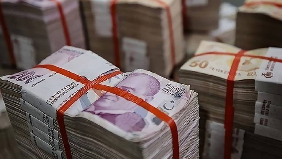 2026’da bütçenin yüzde 40’ı faize gidecek: 5 milyon memur ve işçiye 5 trilyon faize 3 trilyon