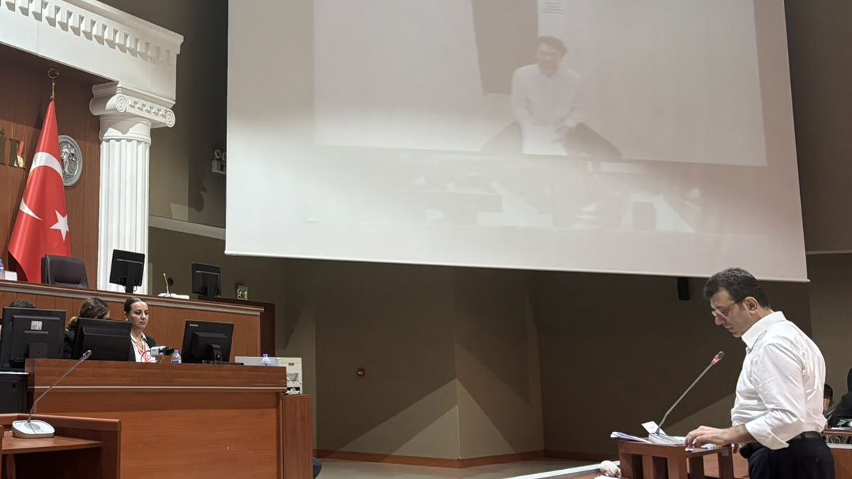 Hakimin jesti büyük alkış aldı: İmamoğlu'nun avukatı Pehlivan duruşmaya görüntülü bağlandı