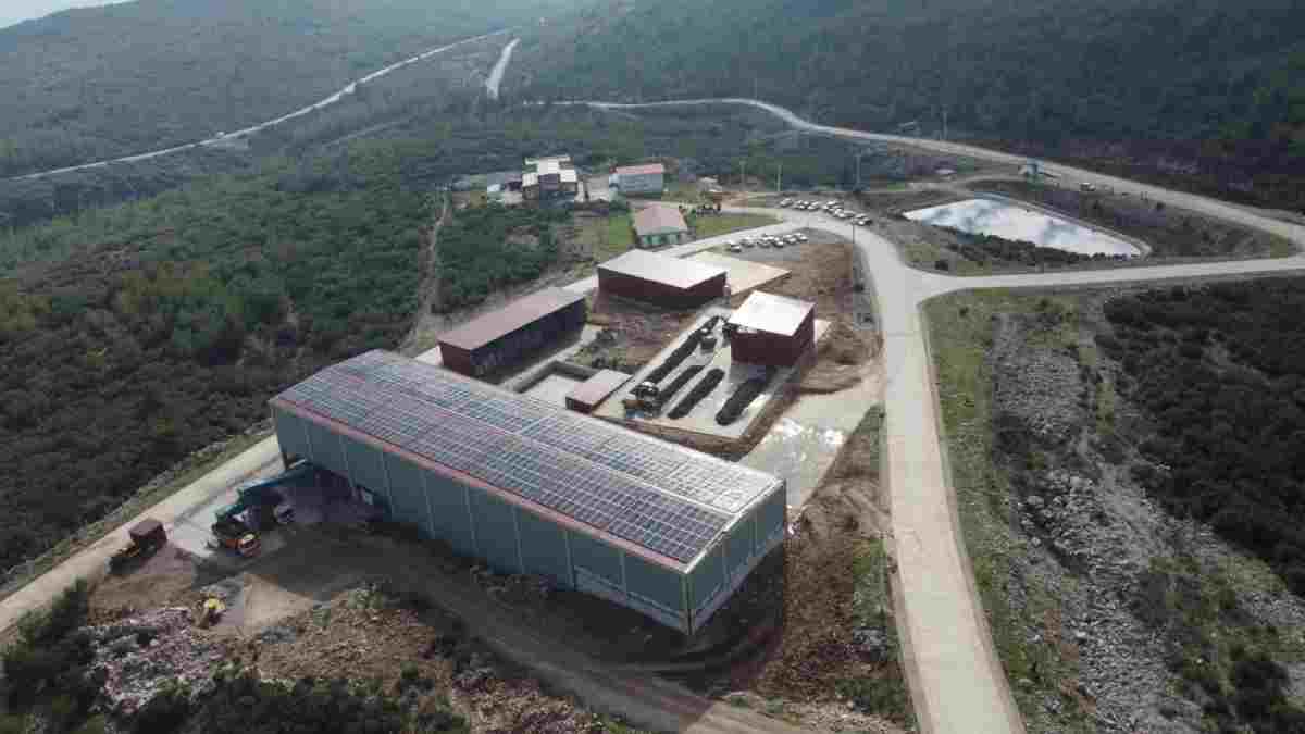 Büyükşehir 50 bin ton atığı ekonomiye kazandırdı