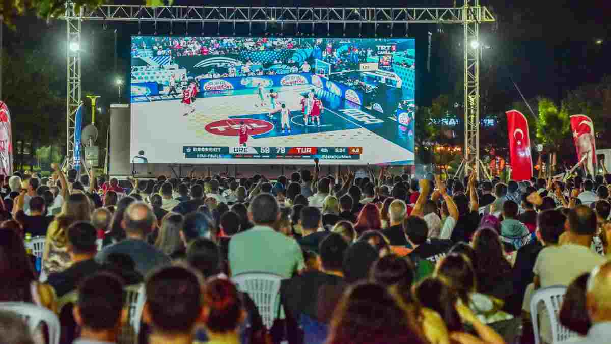 Bursa’da kalpler, 12 Dev Adam için attı