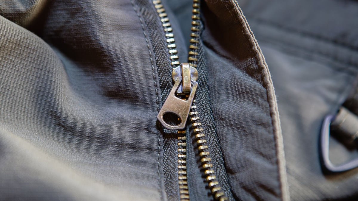 En sinir bozucu anda iflas eden fermuarlara son! Sadece 10 saniyede çözen 3 basit yöntem