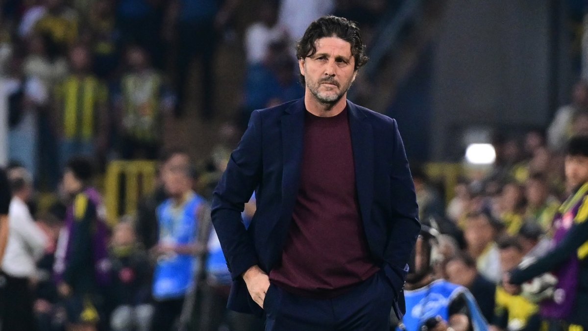 Trabzonspor Teknik Direktörü Fatih Tekke'den maç sonu sert açıklama: Ülkede futbol oynanmıyor