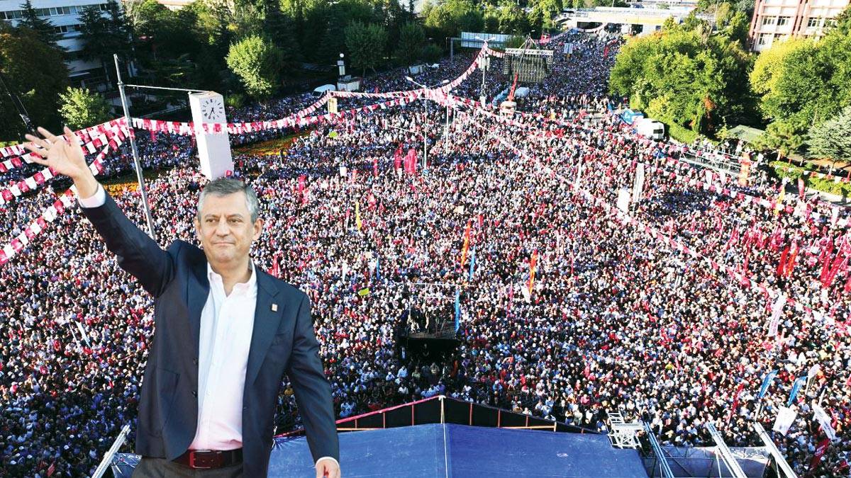 Demokrasinin zor virajı