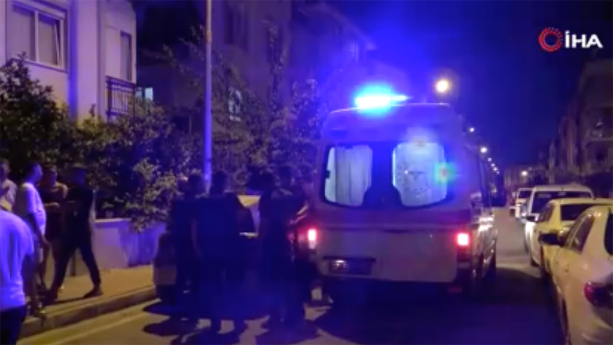 Apartman bahçesindeki portakal tartışması kanlı bitti: Balkona çıkıp komşularına ateş açtı